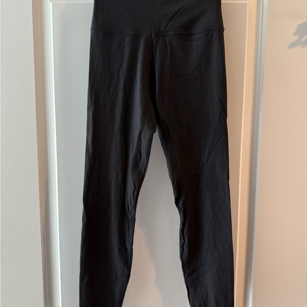 Lululemon Align High-Rise Ribbed Leggings. Black. Size 4.
